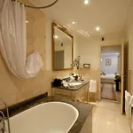 La Eugene Otel 5*