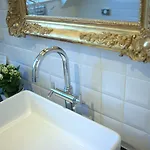 La Eugene 5*