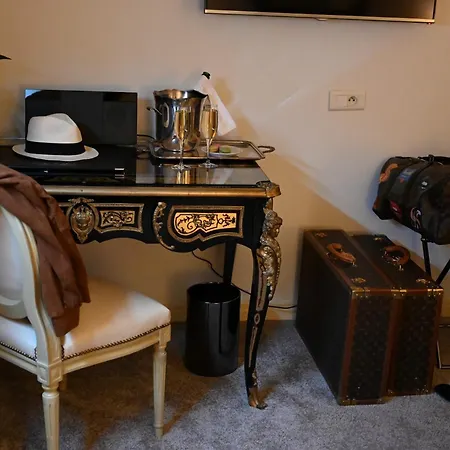 La Eugene Hotel 5*