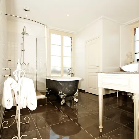 Hotel La Eugene 5*