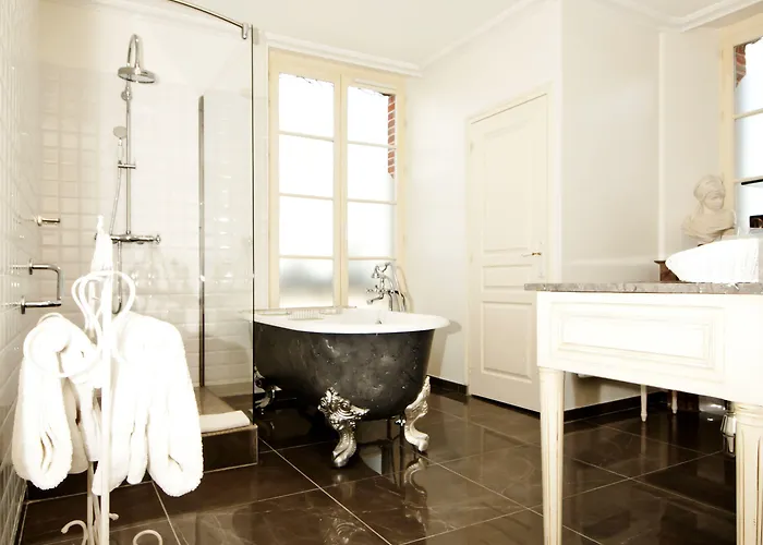 Szálloda La Eugene 5*