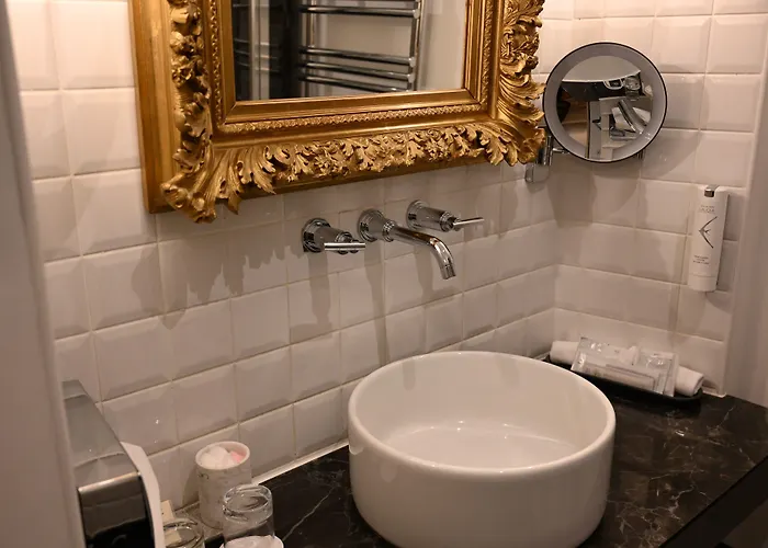 Hotell La Eugene Épernay